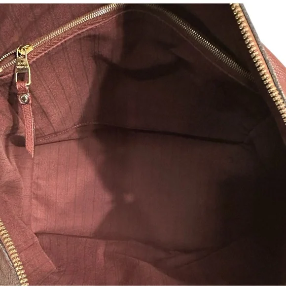 Louis Vuitton Monogram Empreinte Lumineuse PM - Picture 10 of 12